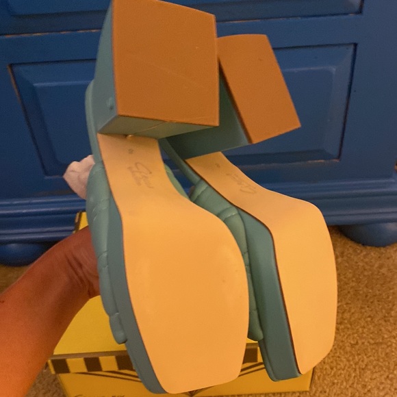 Sam Edelman heels - Picture 3 of 6